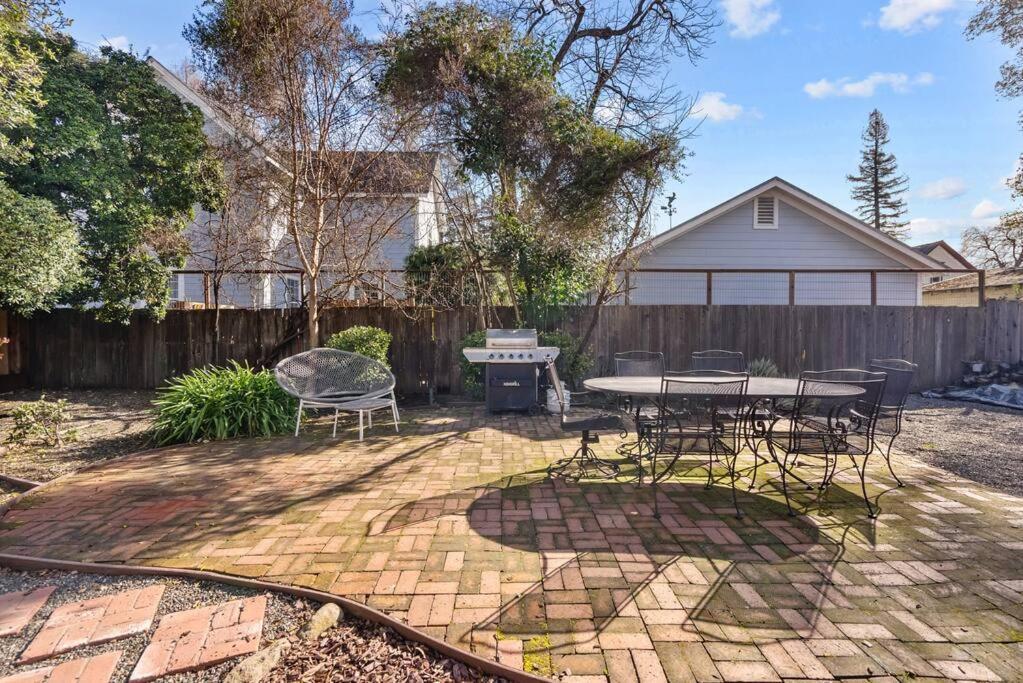 Downtown Napa Hot Tub Retreat - 3 Bed L 2 Bath Villa Luaran gambar